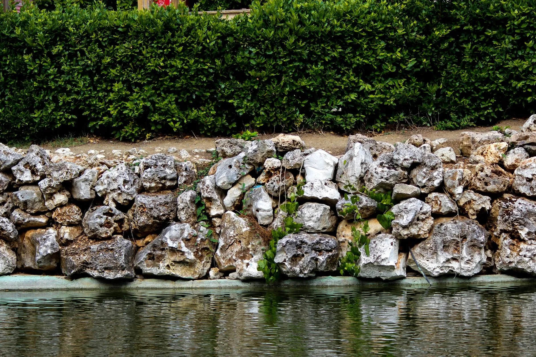 Stone retaining wall — MVP Construction